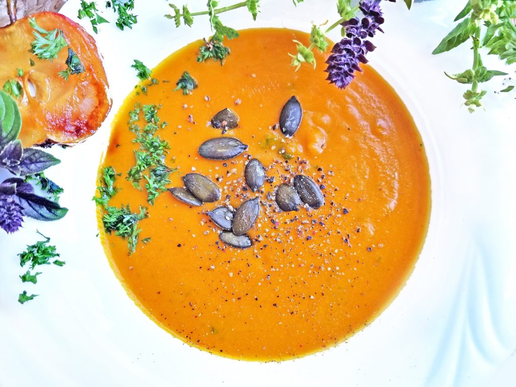 Apfel-Ingwer-Kürbissuppe