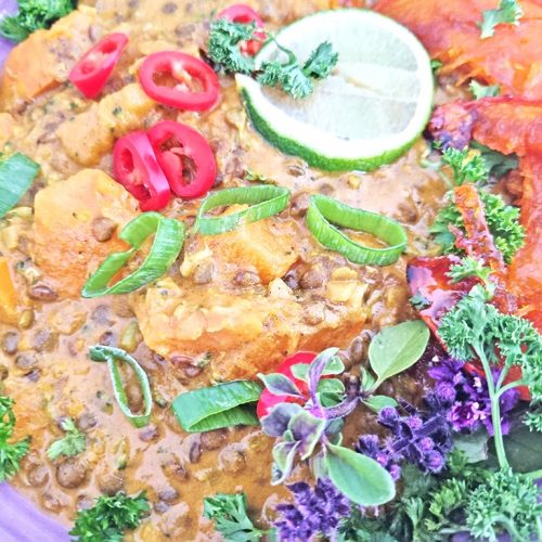 Linsen-Dal mit Kürbis